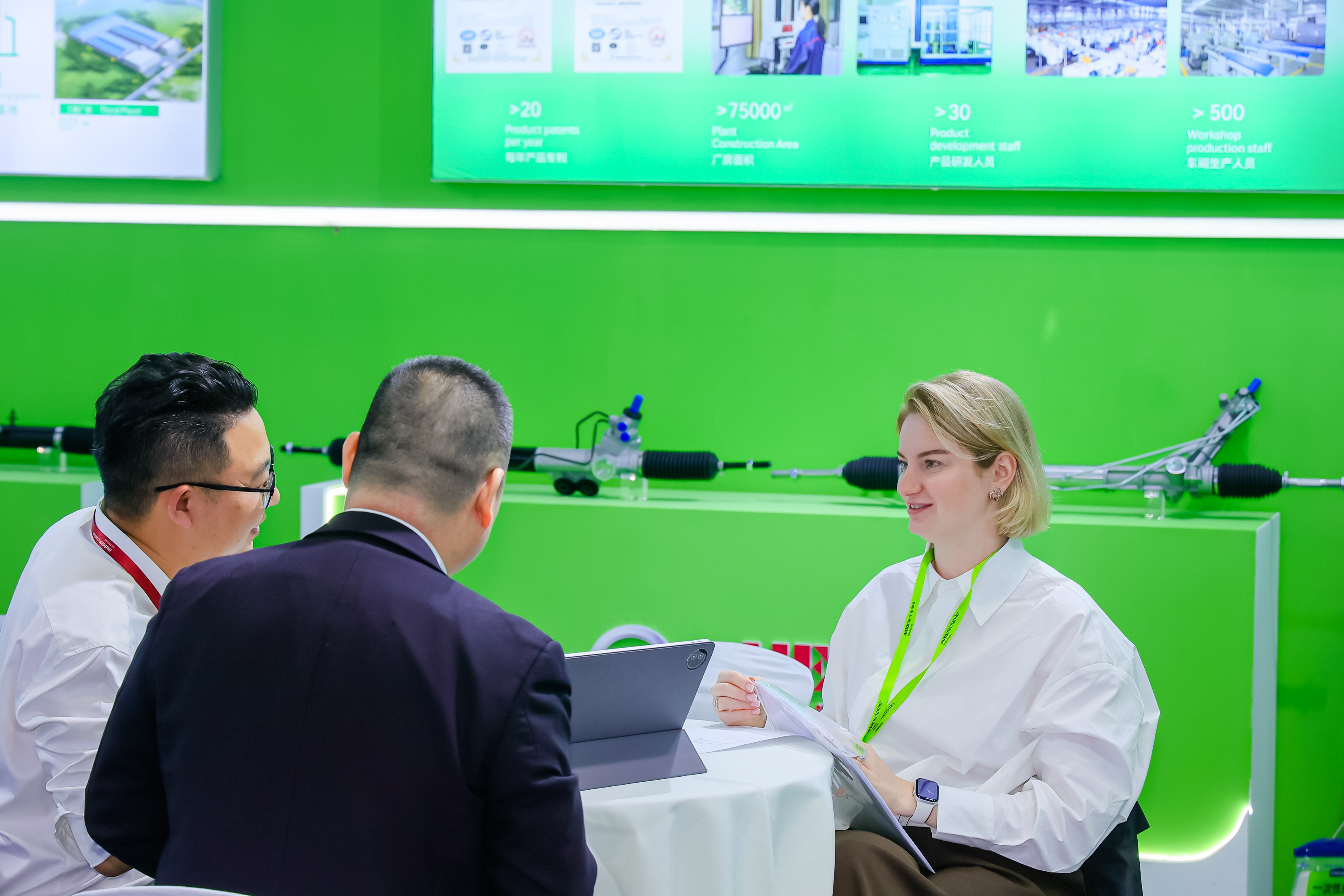 Business_interaction_3