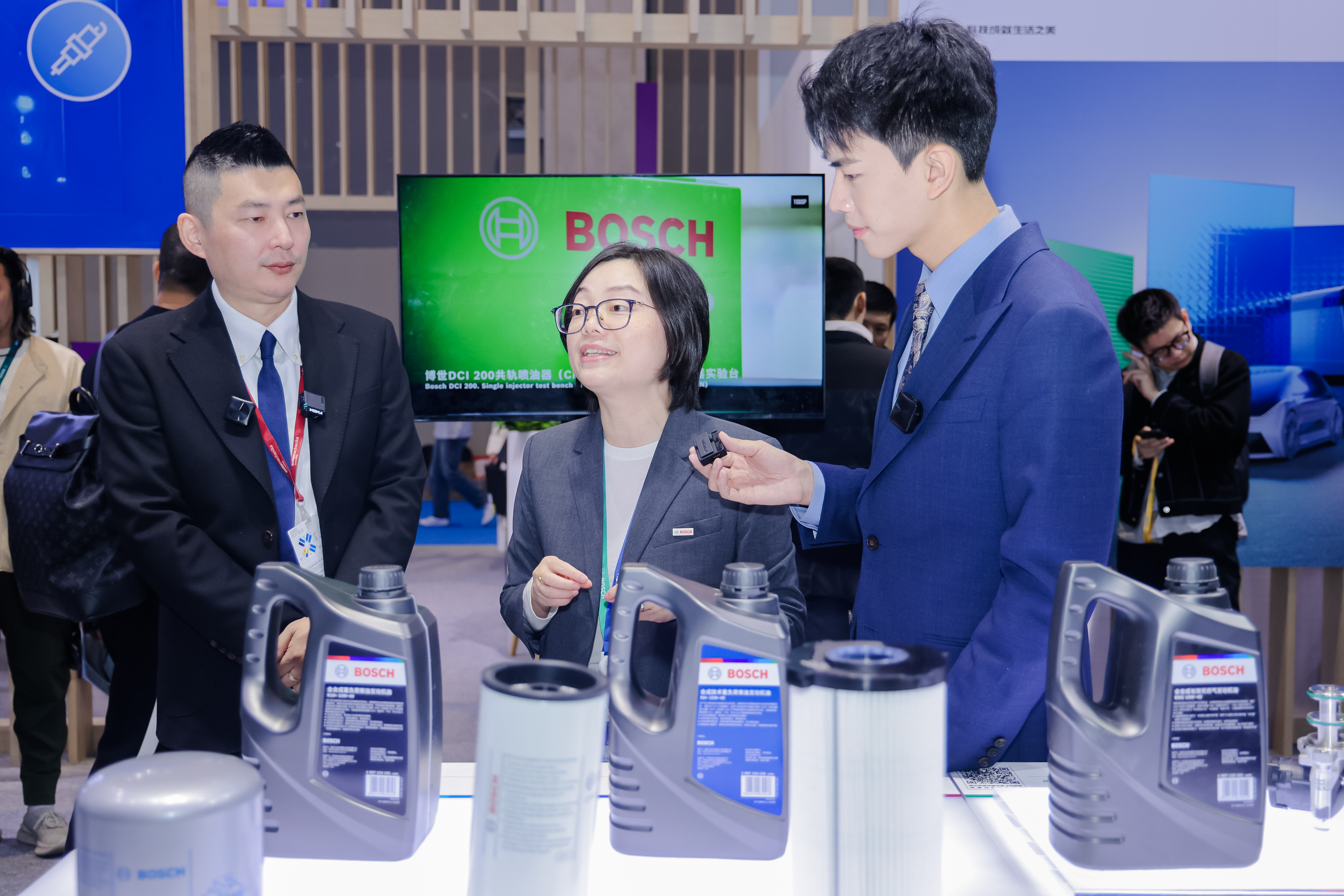 AMS25_broadcasting_4